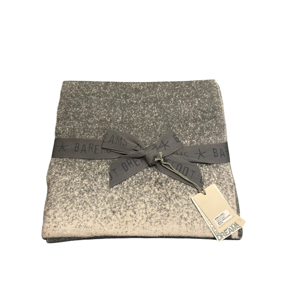 Barefoot Dreams CozyChic Lite Confetti Scarf Smokey‎ Green Fog Gray Size OS NWT